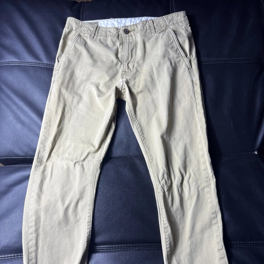 Levi’s Men’s Black Cargo Jeans Size 32x32 – Style S40196‎